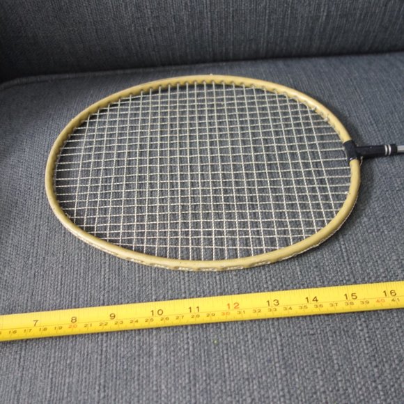 Vintage Carlton 3.9 Badminton Racket Made in England - Picture 10 of 15